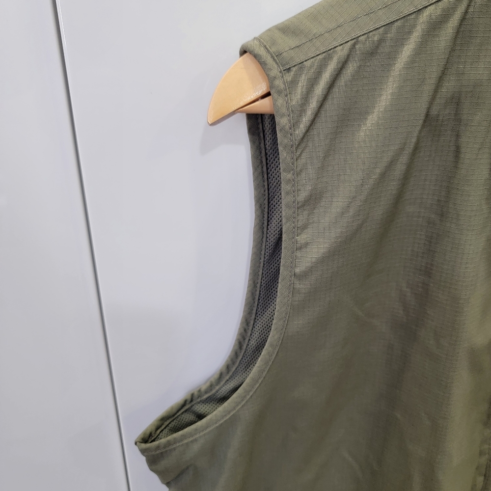 Northern Reflections Green Utility Cargo Vest Outdoor Coastal Gorpcore Womens XL - Picture 8 of 17